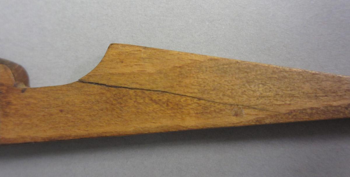 1995.0006.307 Molding plane wedge, detail view 1