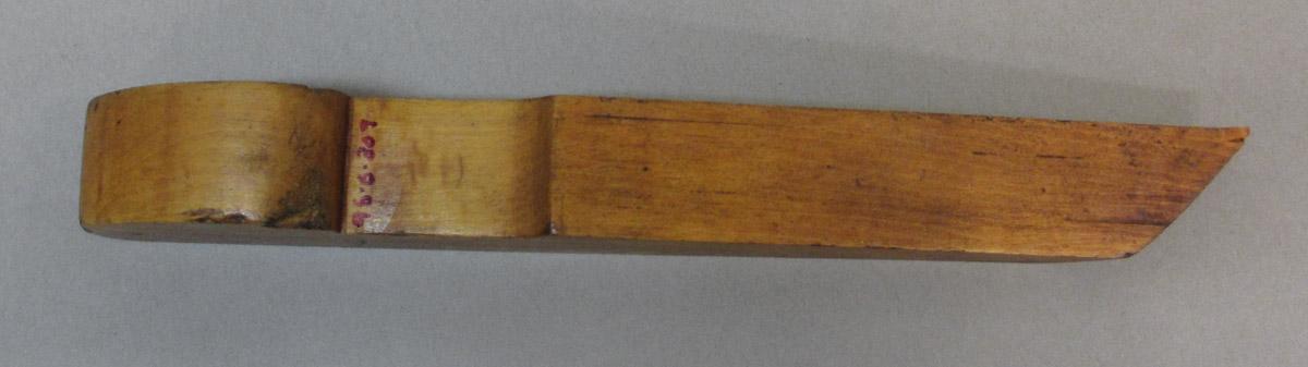 1995.0006.309 Molding plane wedge, top view