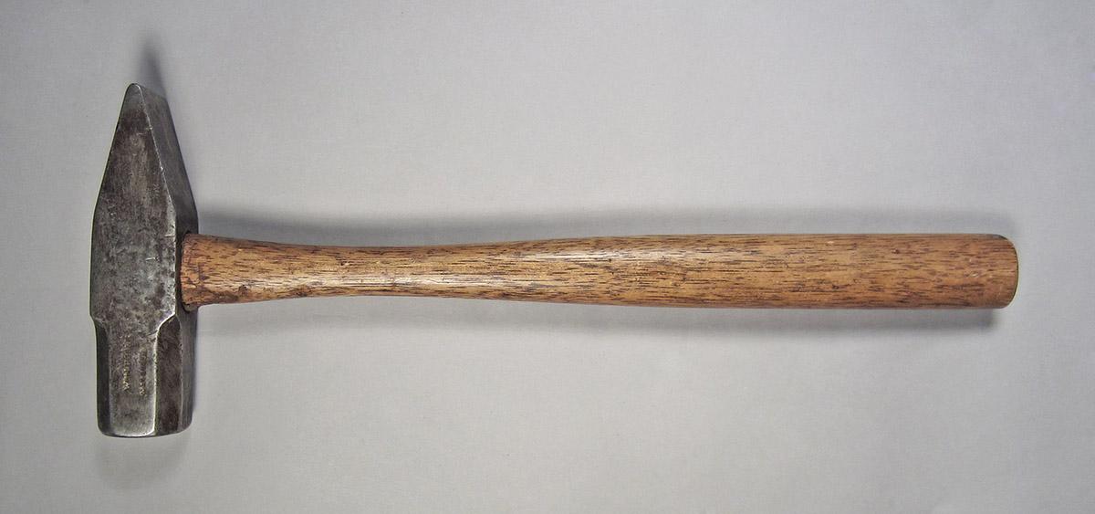 1995.0006.312, Hammer, side 2