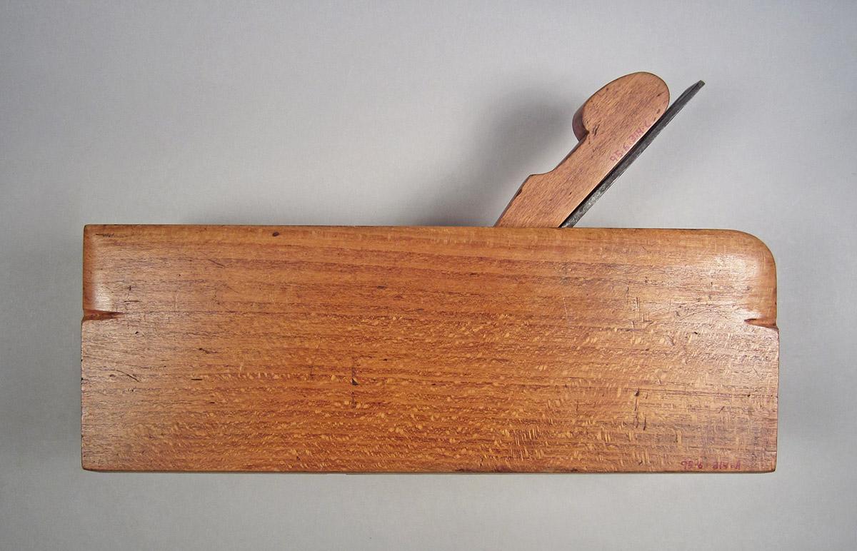 1995.0006.314 A-C, Molding plane, overall side 2