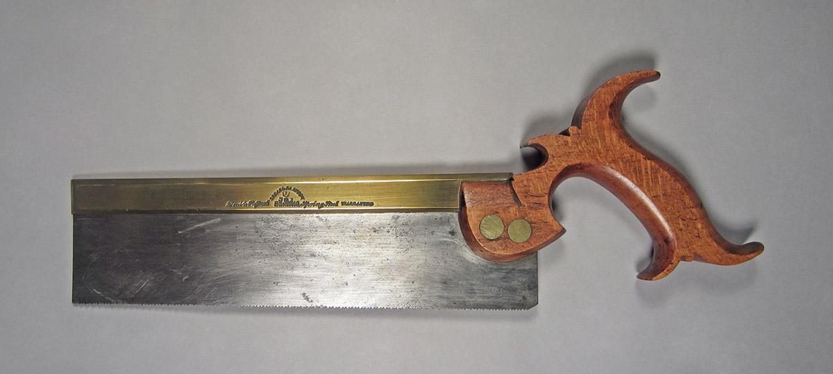 1995.0006.317 A,B, Dovetail saw, side 2