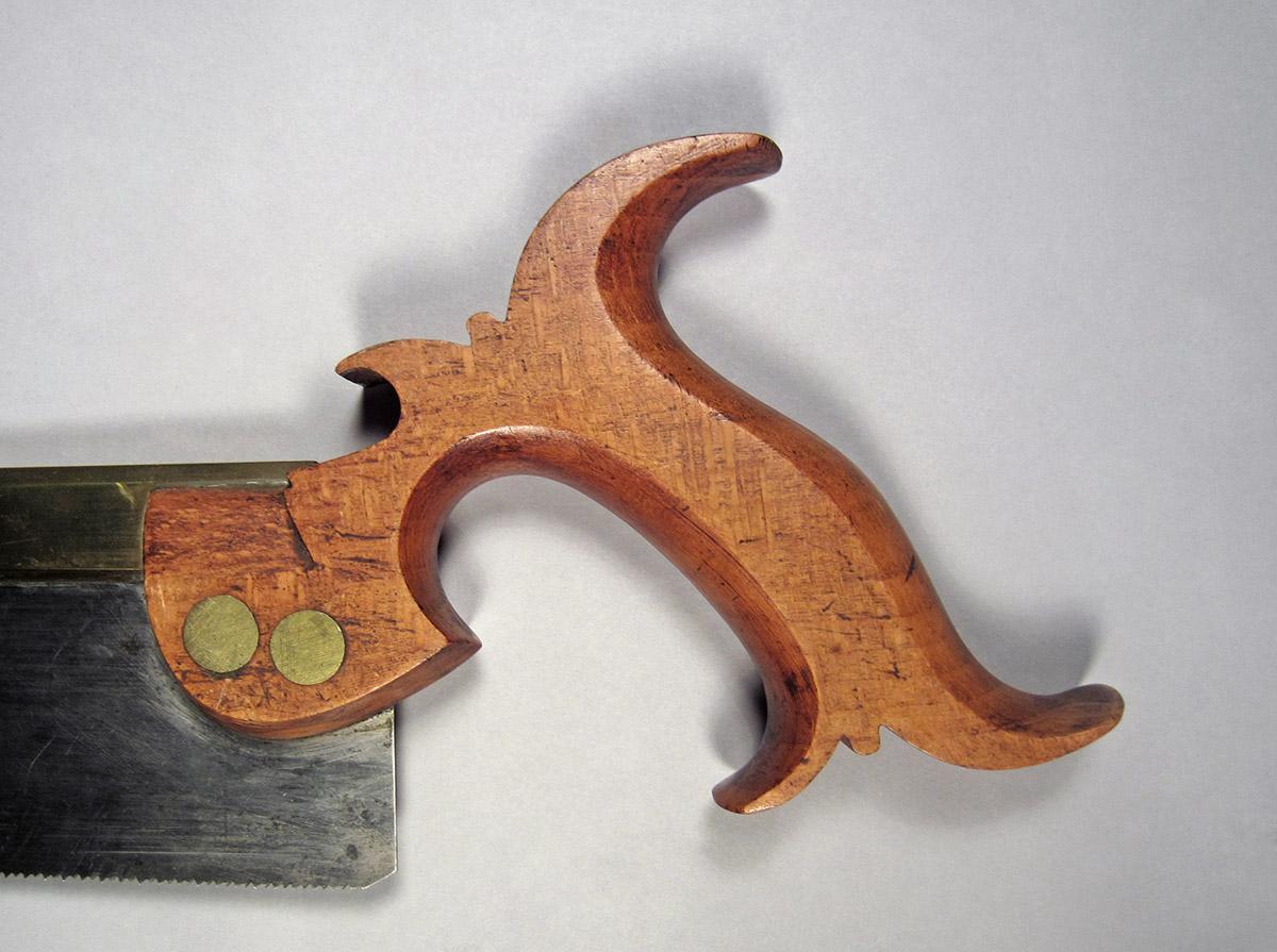 1995.0006.317 A,B, Dovetail saw, handle side 1