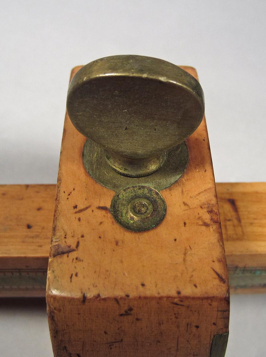 1995.0006.319 A-C, Mortise gauge, fence screw