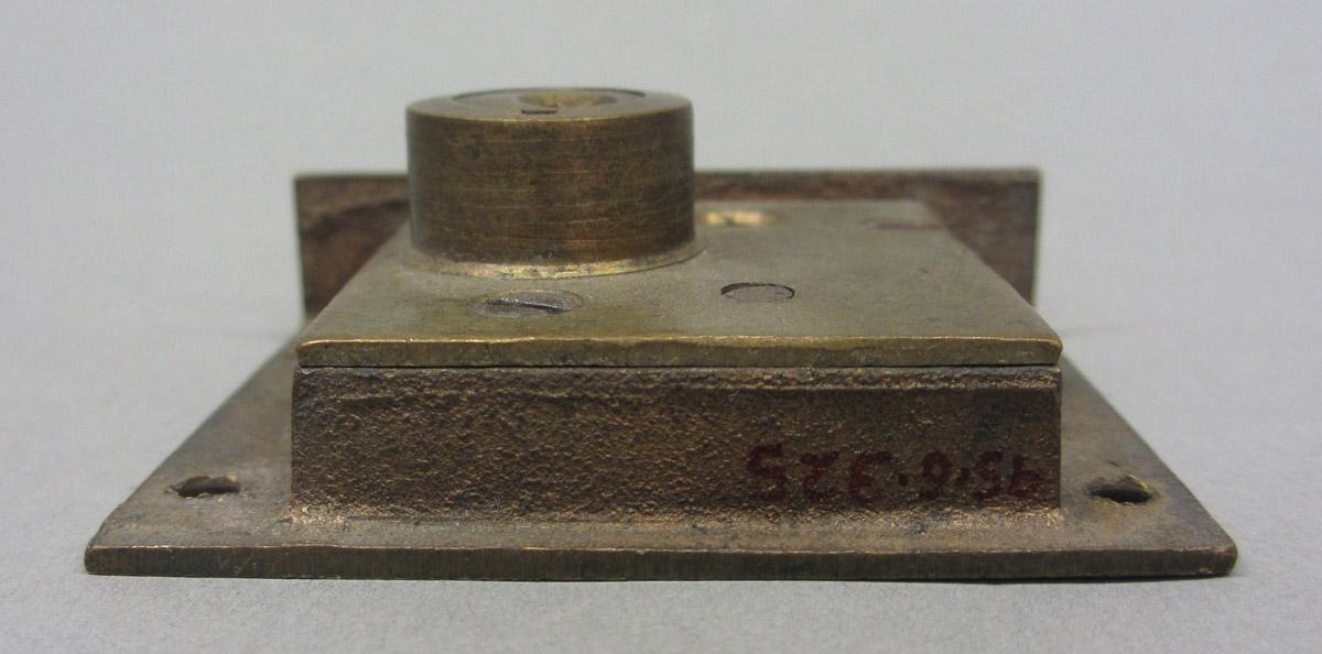 1995.0006.325 Lock, side 2 view