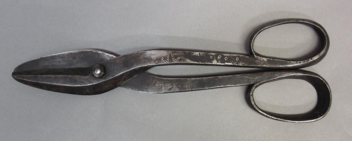 1995.0006.326 Shears, side 1