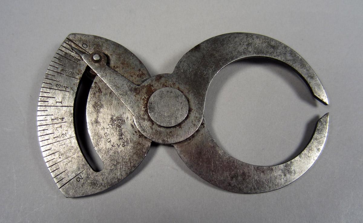1995.0006.334 Calipers, View 2