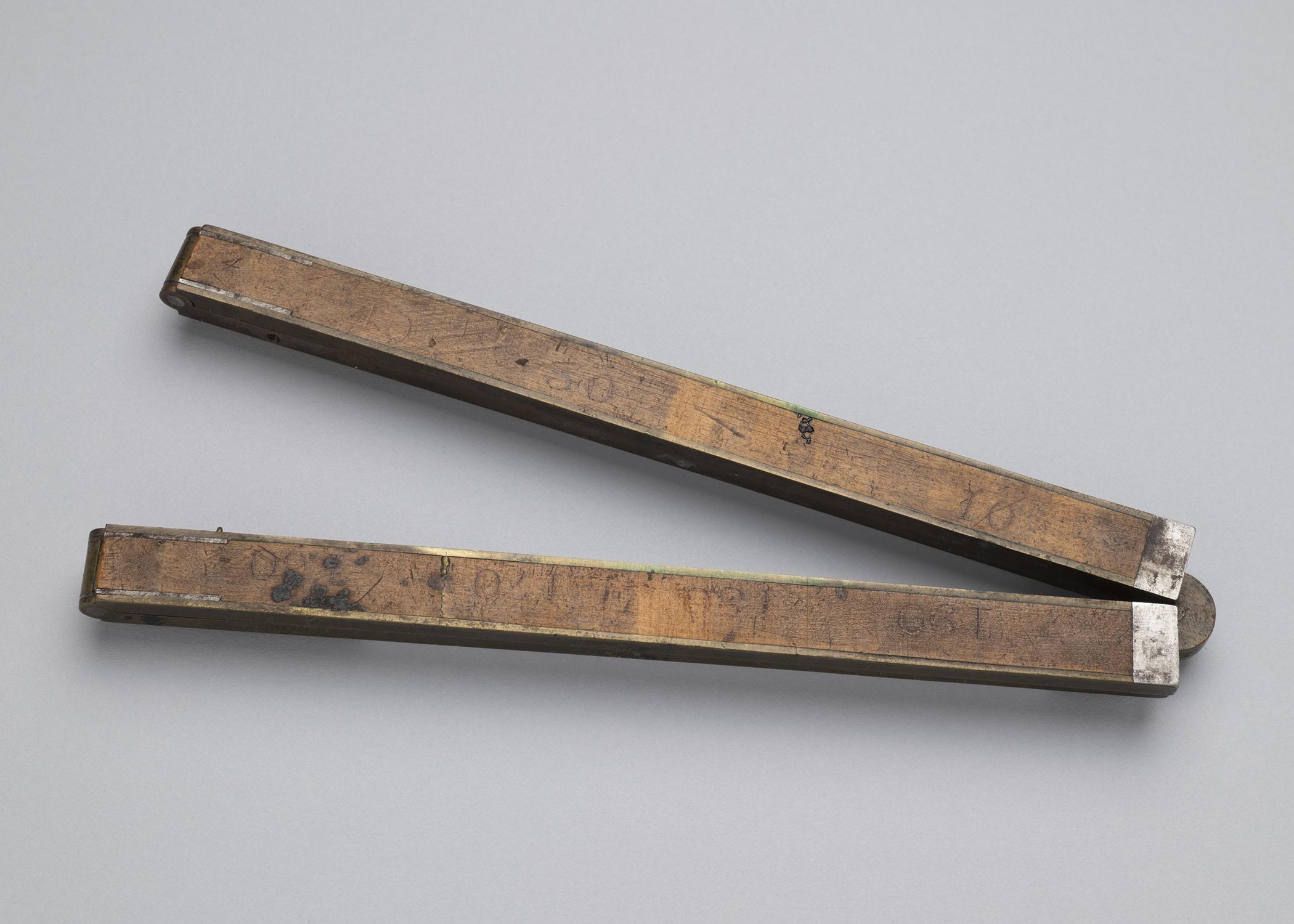 1995.0006.345  Ruler, Folding rule or ruler, view 1