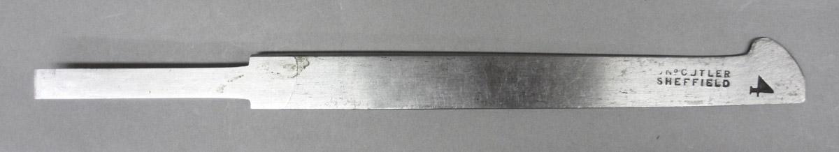 1995.0006.355 Plow plane iron