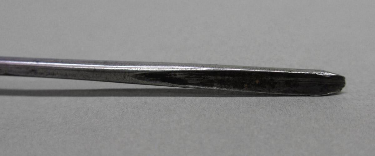 1995.0006.374 Gimlet, tip detail