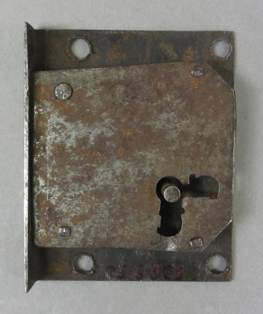 1995.0006.383 Lock, Top view