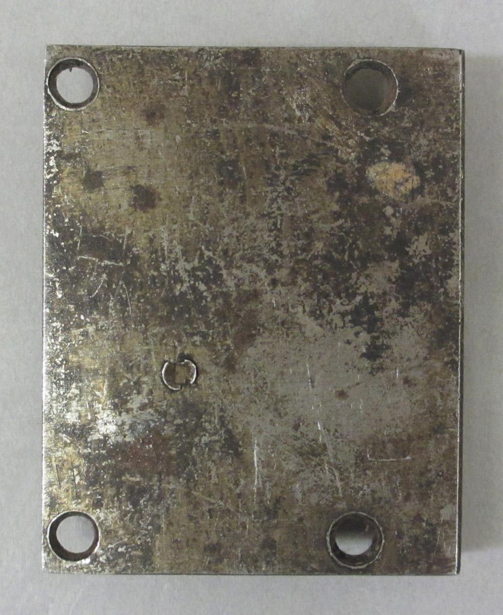 1995.0006.383 Lock, Bottom view