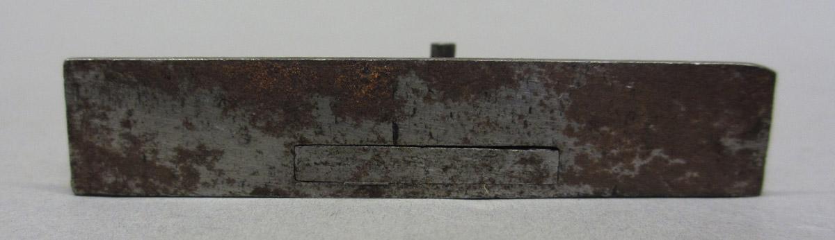 1995.0006.387 Lock, latch side view