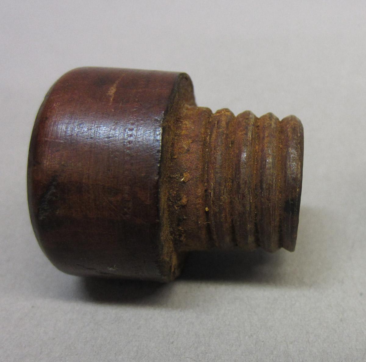 1995.0006.388 B Awl pad, handle screw cap