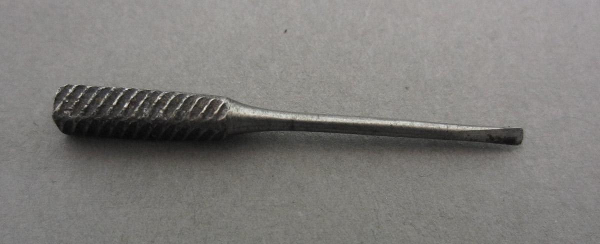 1995.0006.388 C Awl pad, bit C