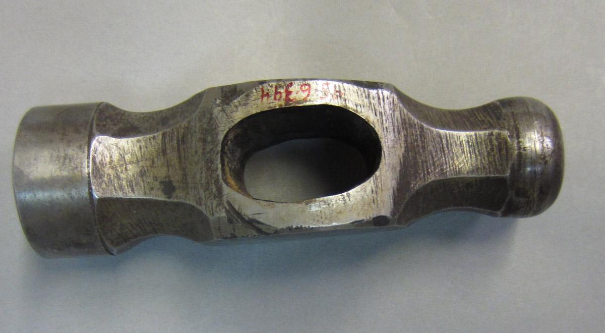 1995.0006.394 Hammer, Head view 2