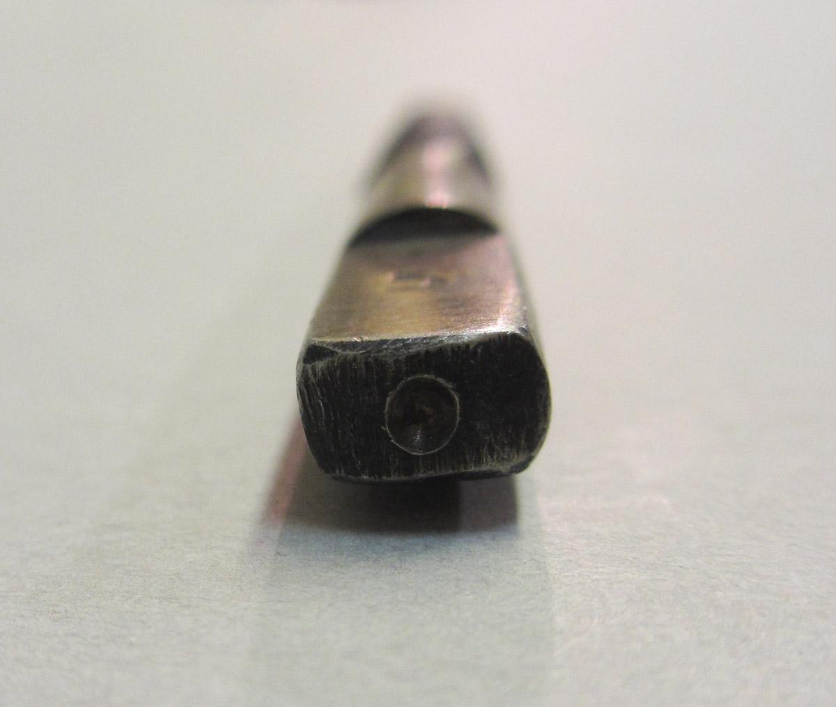 1995.0006.401 Screw tap, top