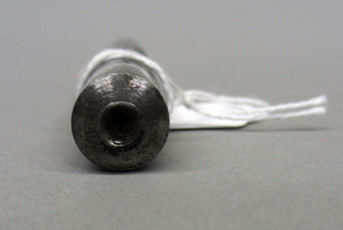 1995.0006.412 Metal rod, View 2