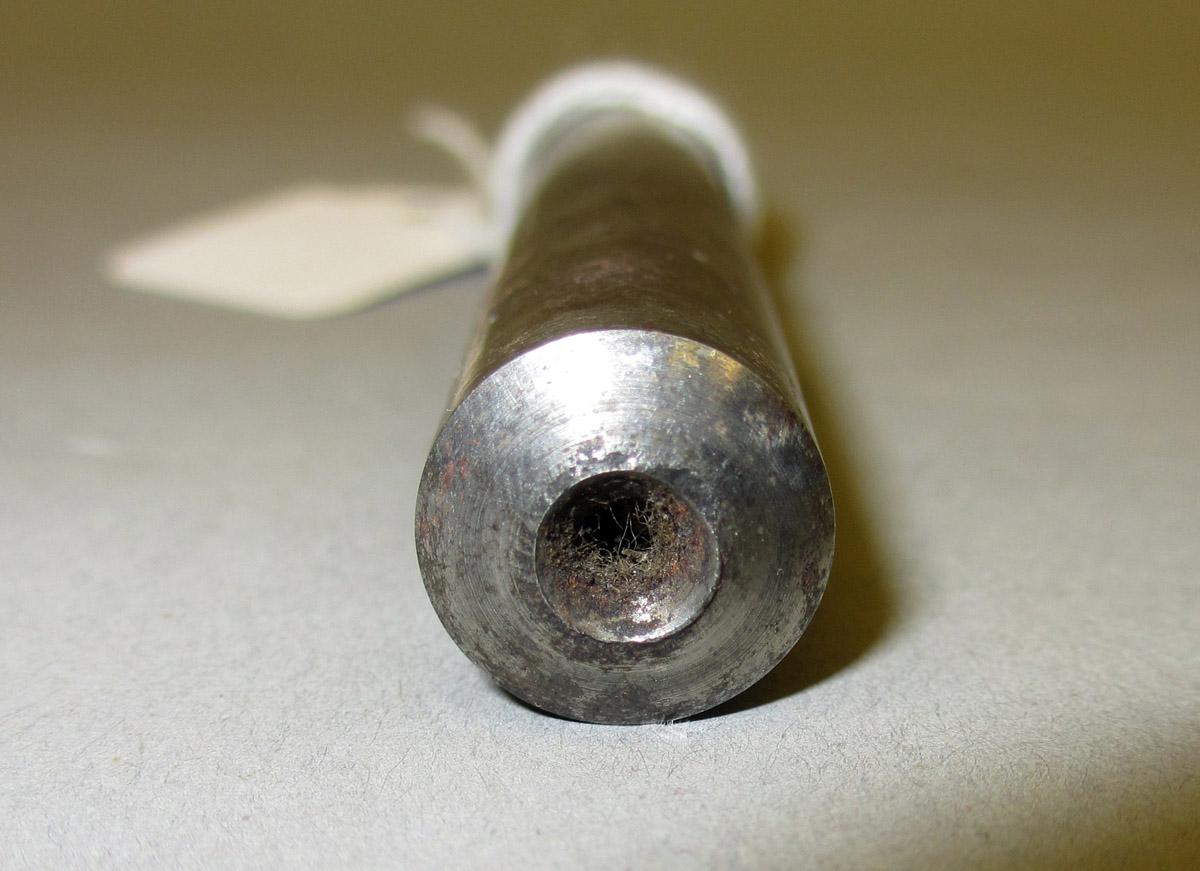 1995.0006.412 Metal rod, View 3