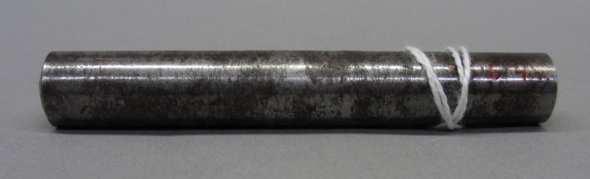 1995.0006.412 Metal rod, Side