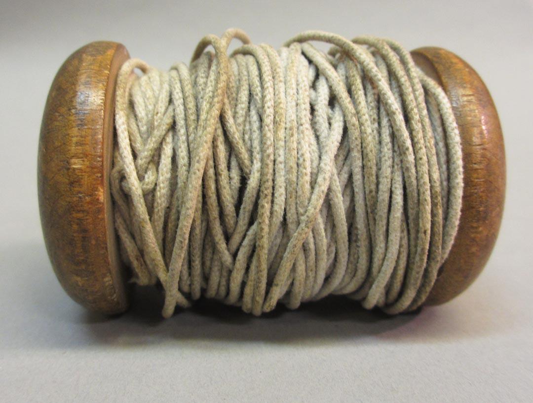 1995.0006.417 Spool, View 1