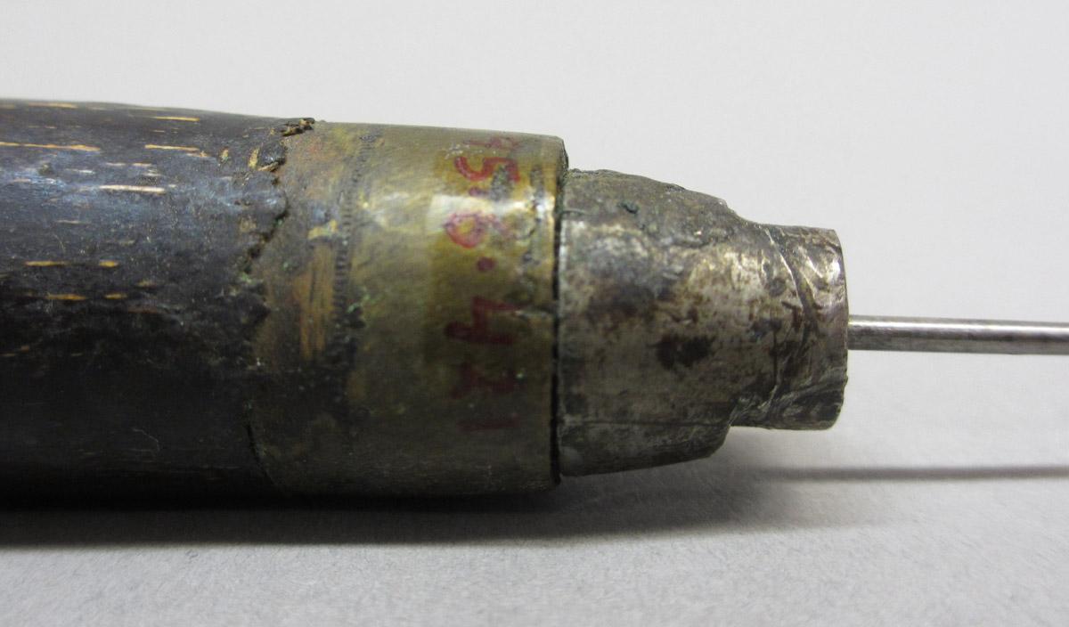 1995.0006.421 Awl pad, ferrule detail