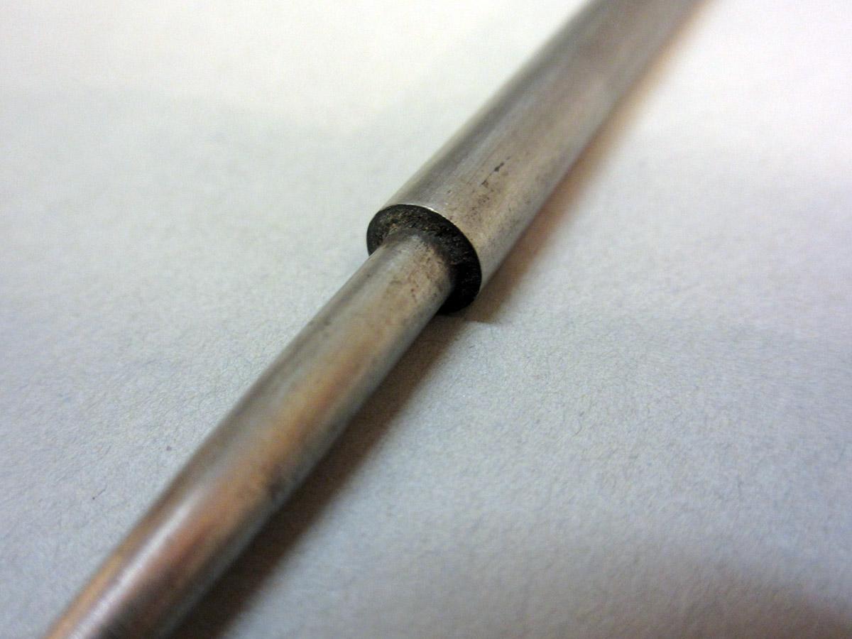 1995.0006.430 Compass leg, Handle