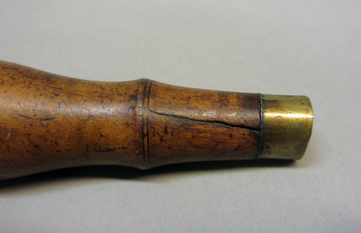 1995.0006.445 Chisel Handle, View crack