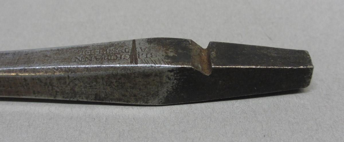 1995.0006.453 Turnscrew bit, tang detail