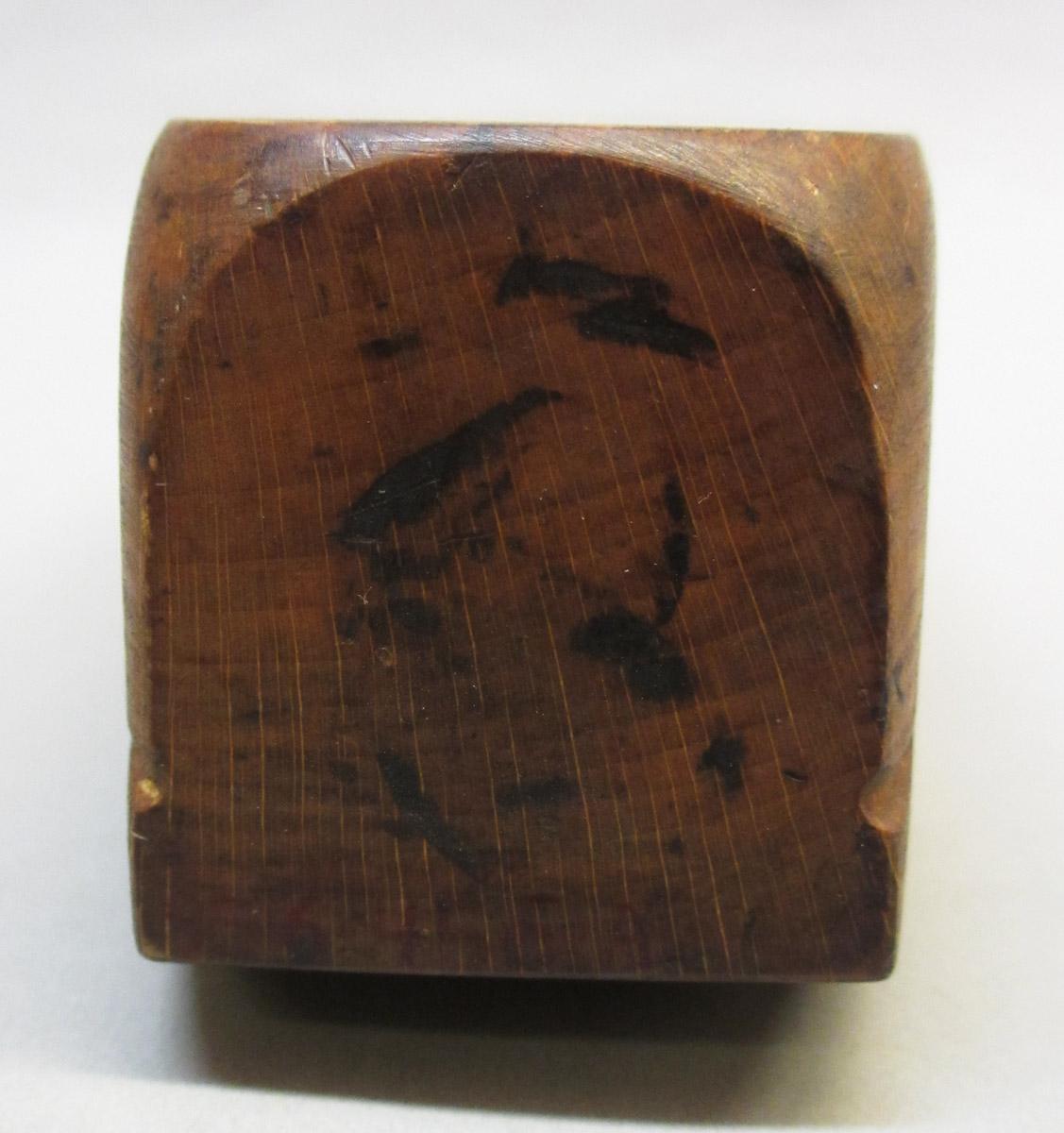 1995.0006.456 Compass plane, stock heel view