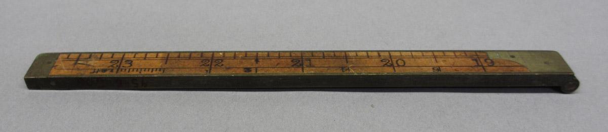 1995.0006.506 Rule fragment, angle view