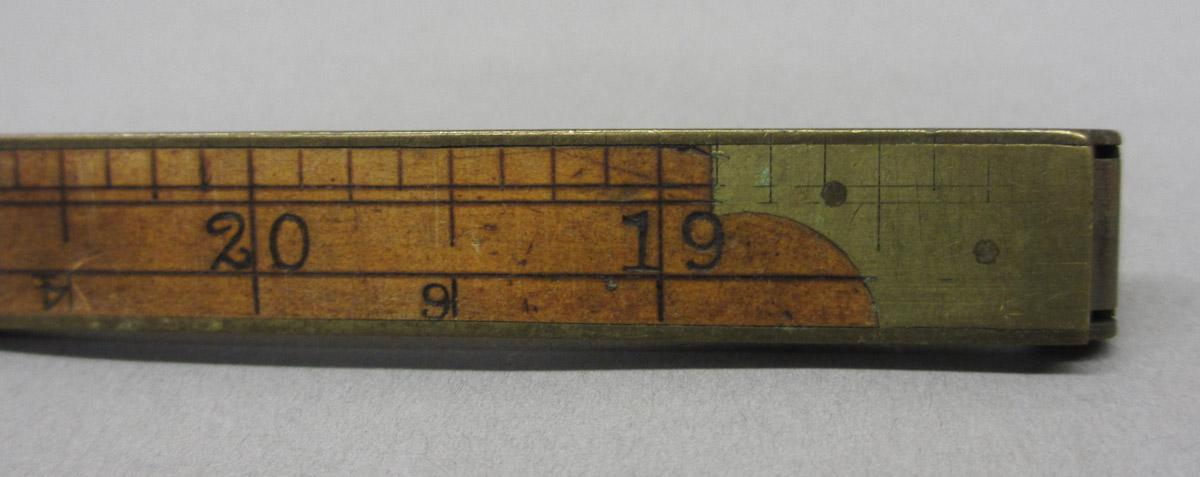 1995.0006.506 Rule fragment, detail view