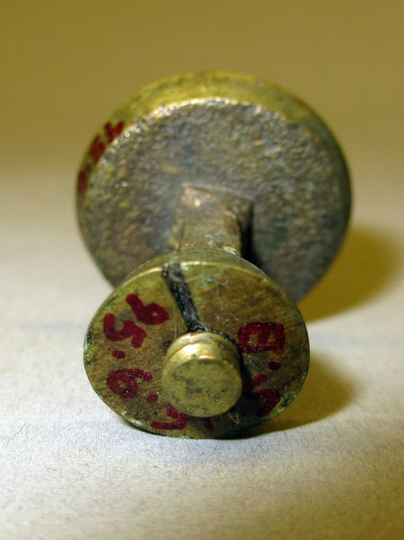 1995.0006.515 Saw bolt,Underside