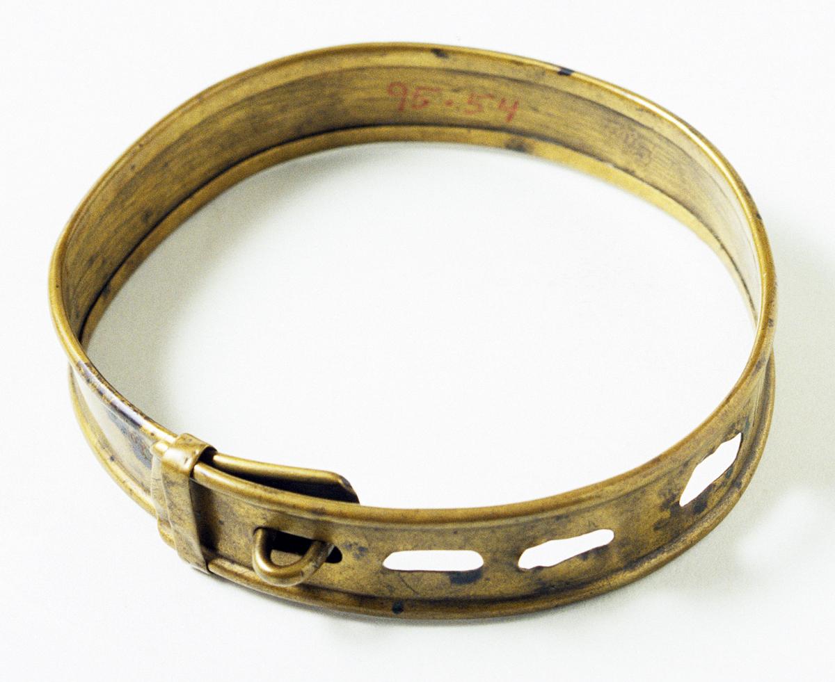 1995.0054 Dog Collar