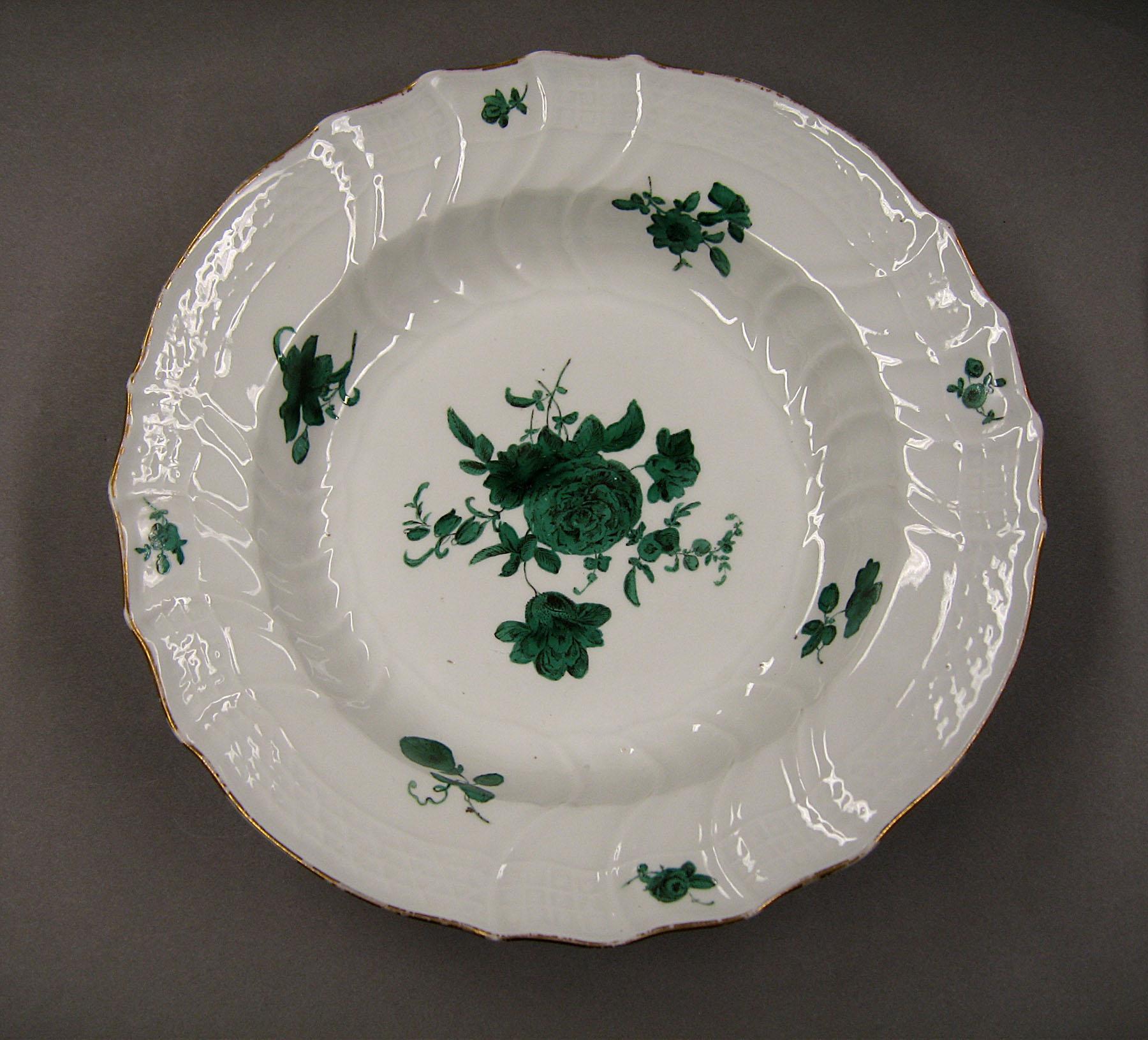 1996.0004.012.001 Plate
