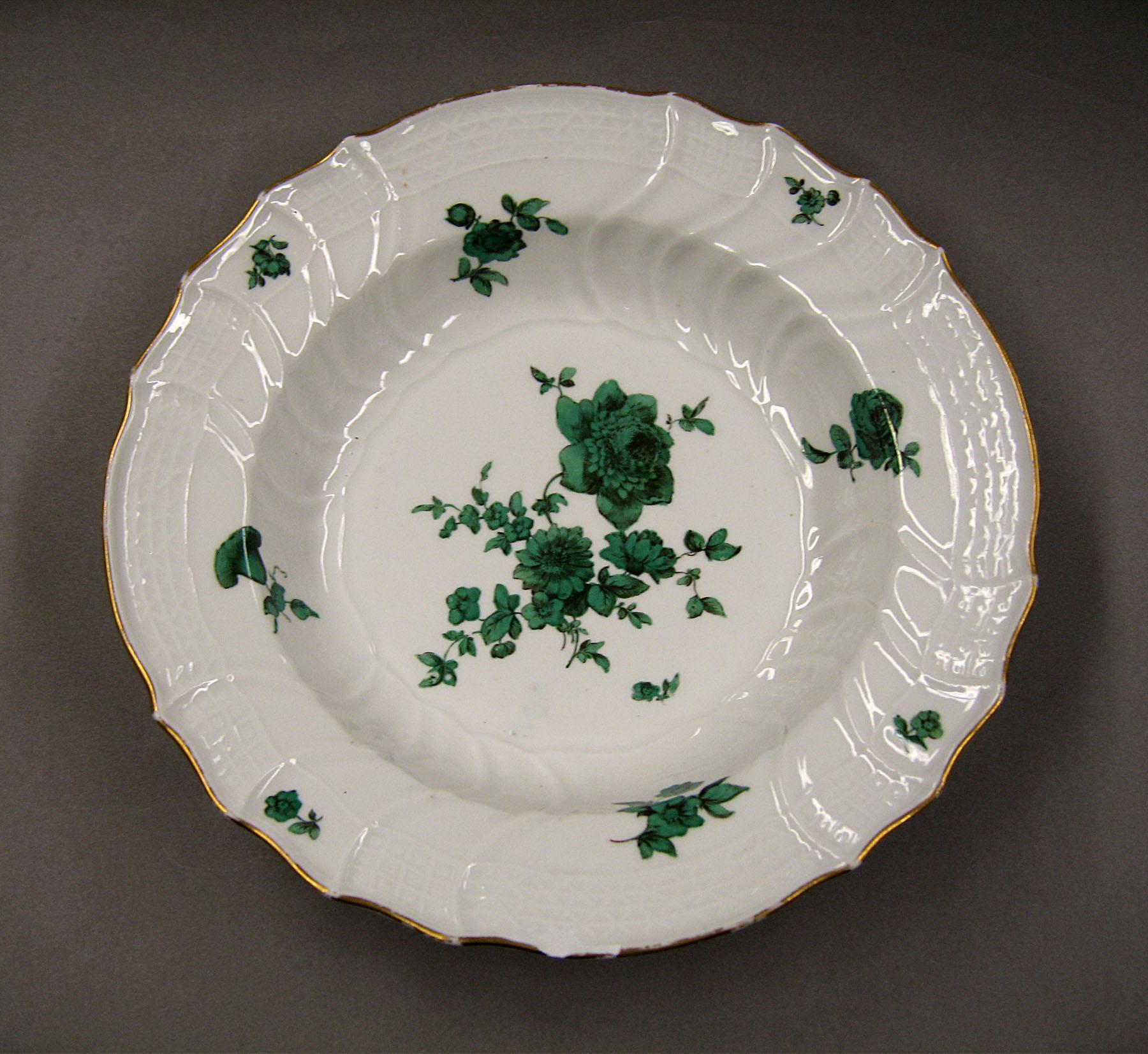 1996.0004.012.002 Plate