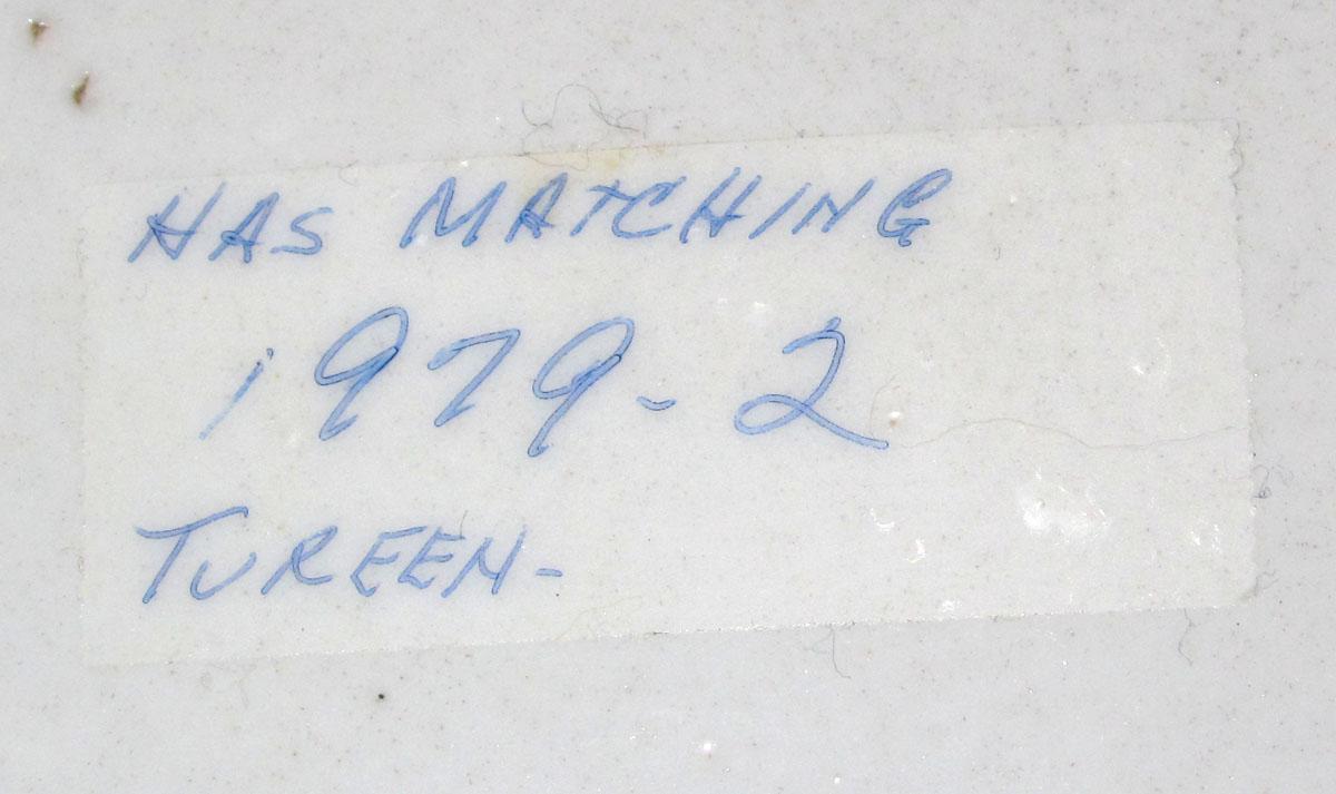1996.0004.018.003 Porcelain plate label