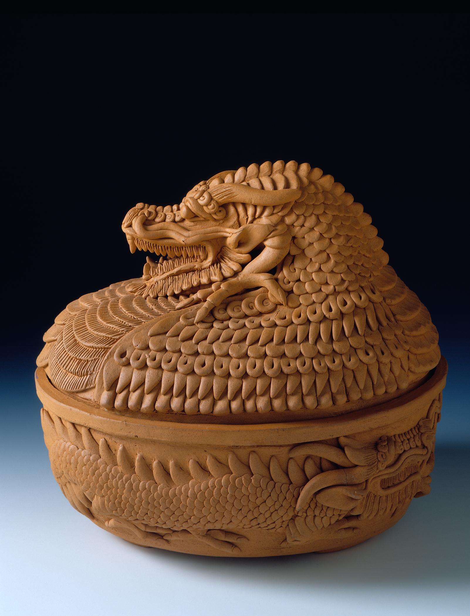 1996.0004.041 A, B Tureen