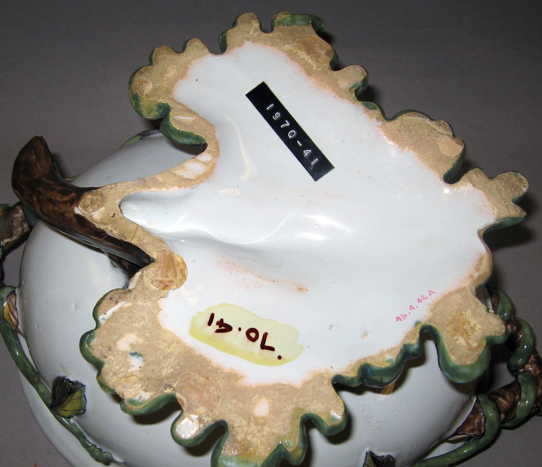 1996.0004.042 A, B Tin-glazed earthenware tureen (underside)