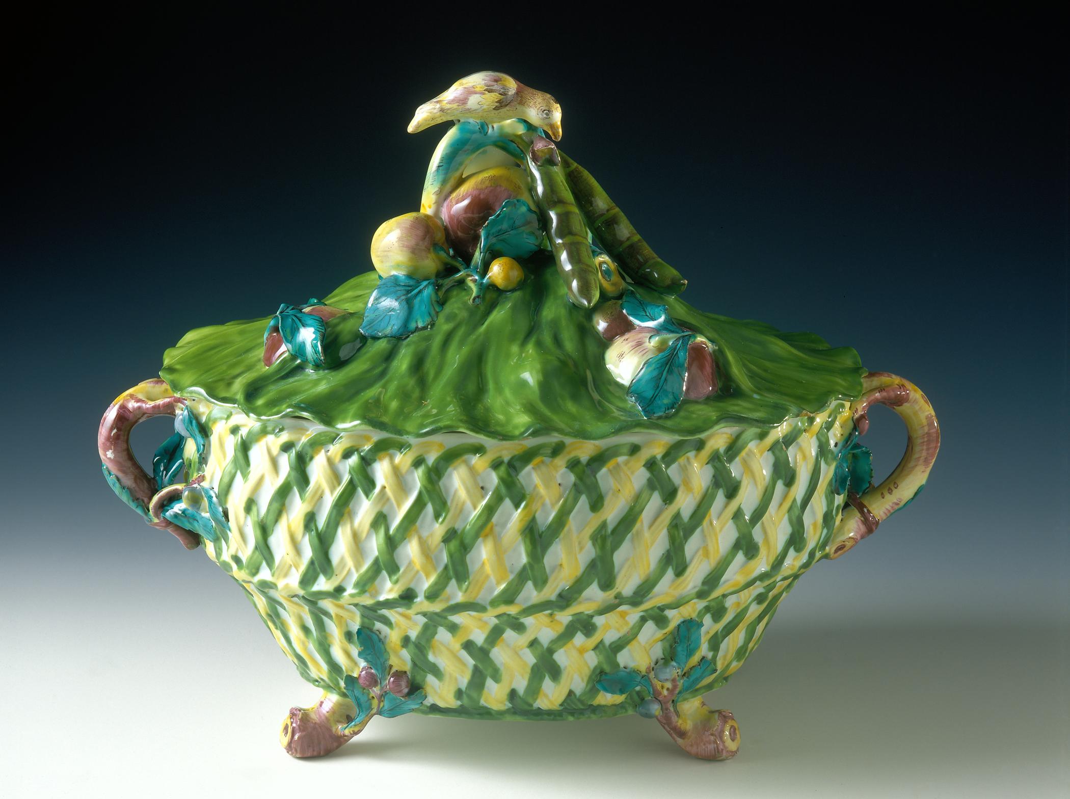 1996.0004.080 A, B Tureen