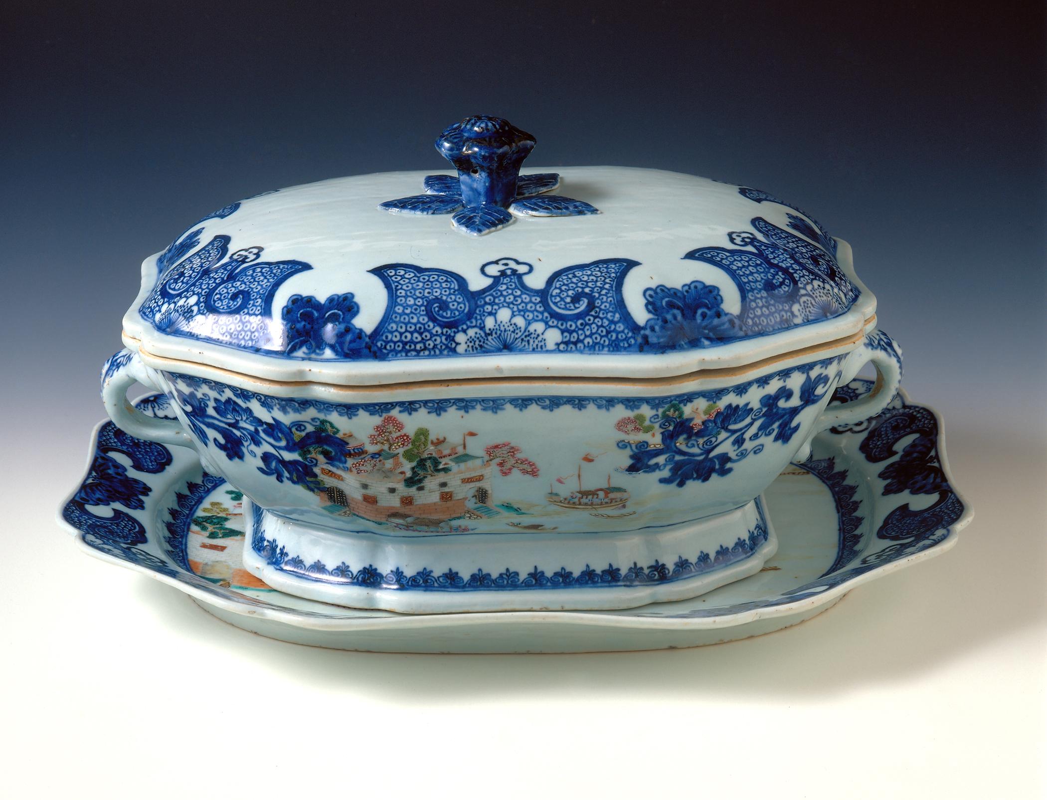 1996.0004.096 A-C Tureen