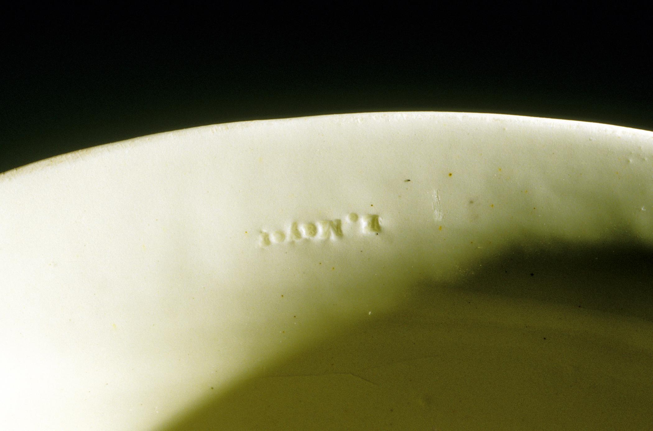 1996.0004.099 A-D Tureen (detail)