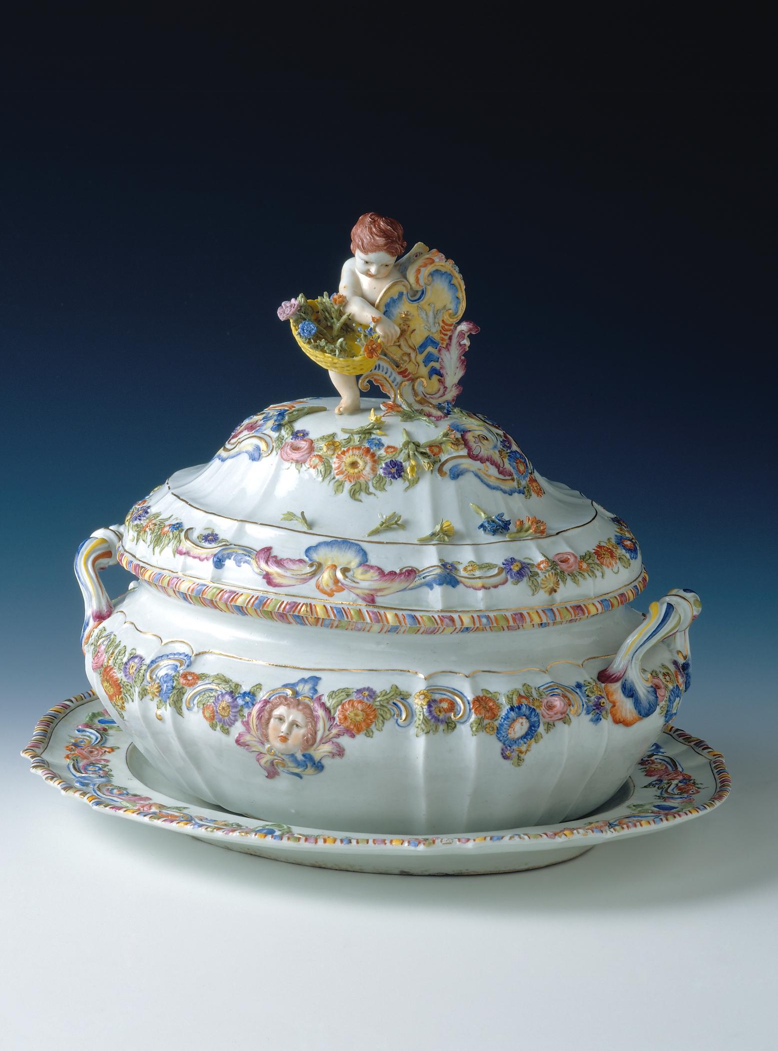 1996.0004.102 A-C Tureen