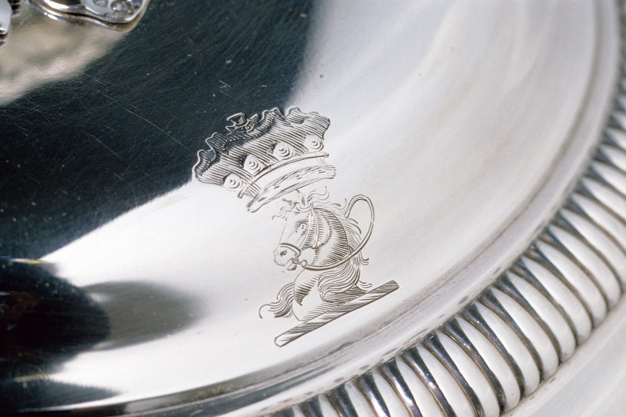 1996.0004.104 A-D Tureen (detail 1)