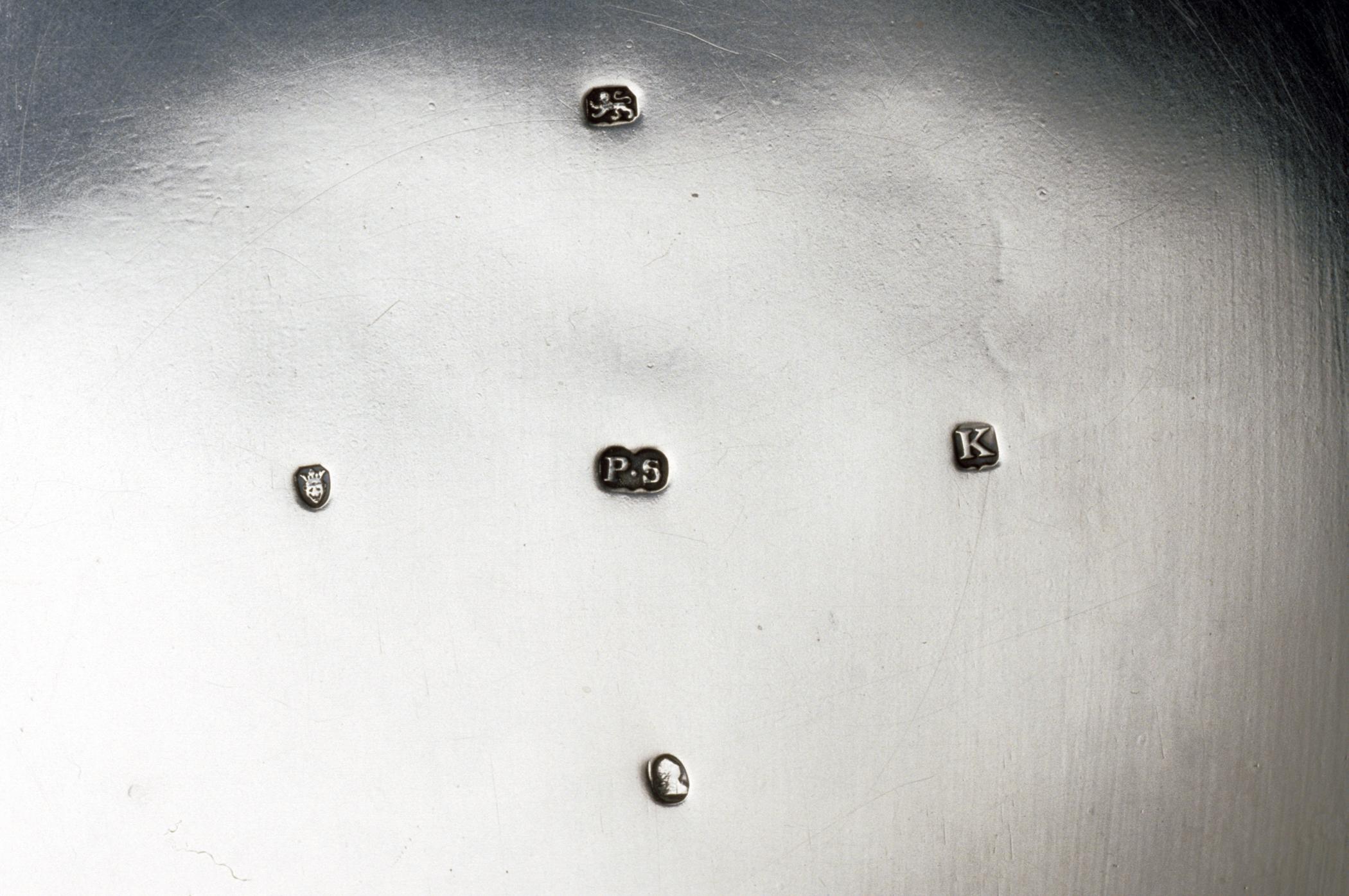 1996.0004.105 A-C Tureen (detail 3)