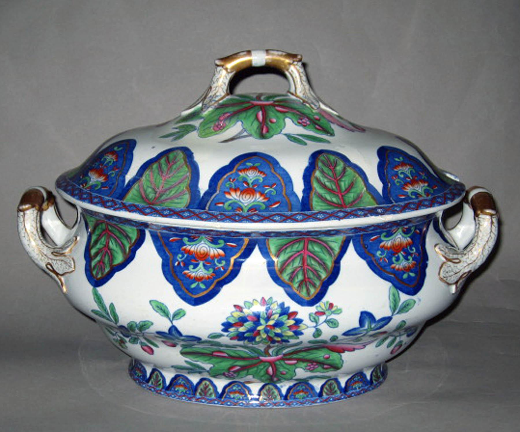 1996.0004.114 A, B Spode ironstone tureen