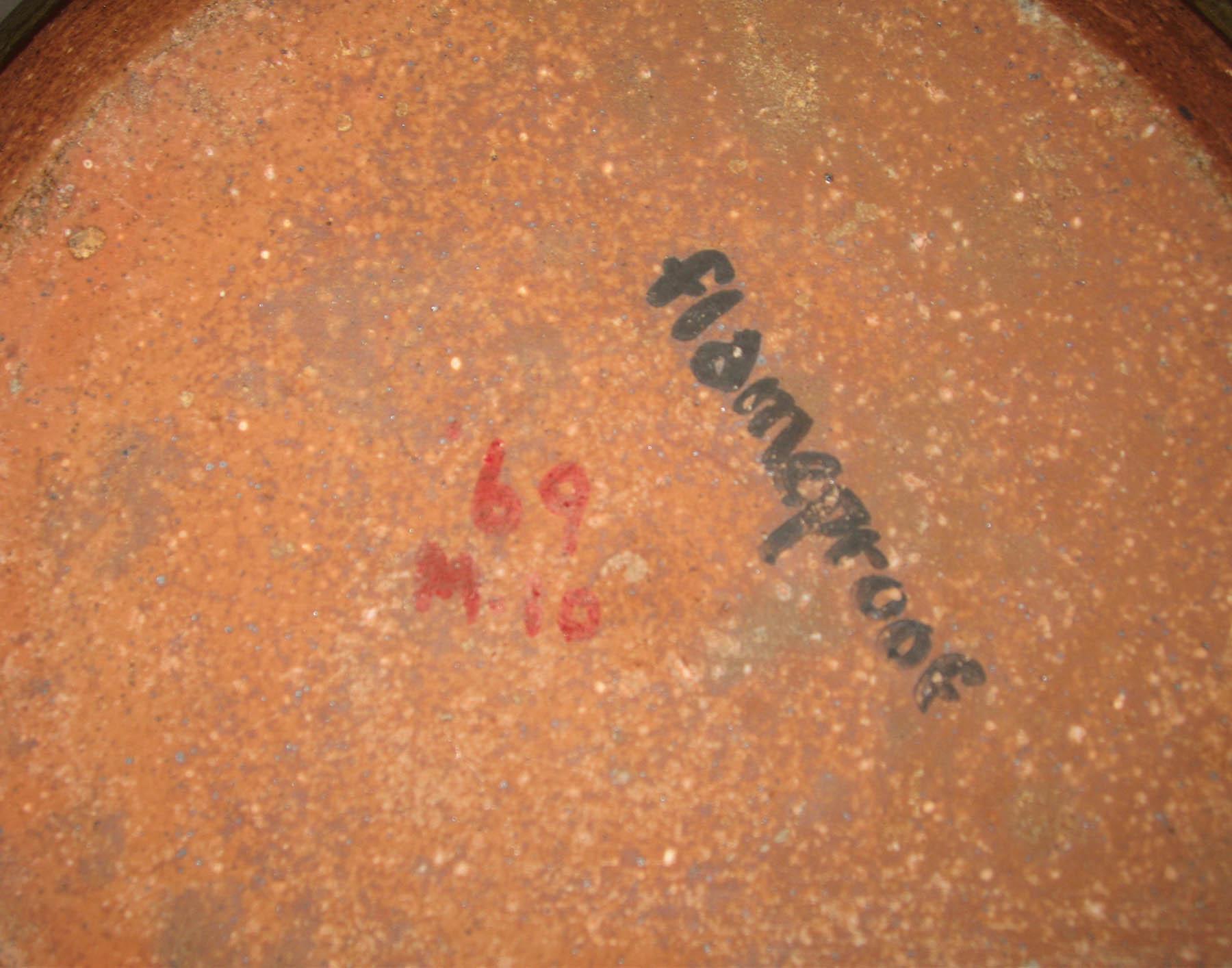 1996.0004.118 A, B Stoneware tureen by Karen Karnes (underside)