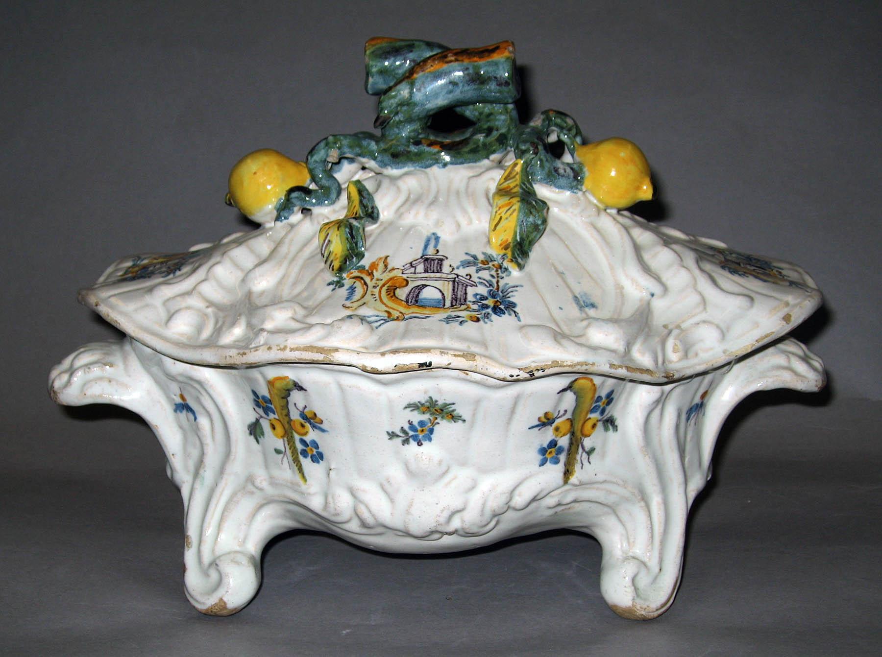 1996.0004.130 A, B Tin-glazed earthenware tureen
