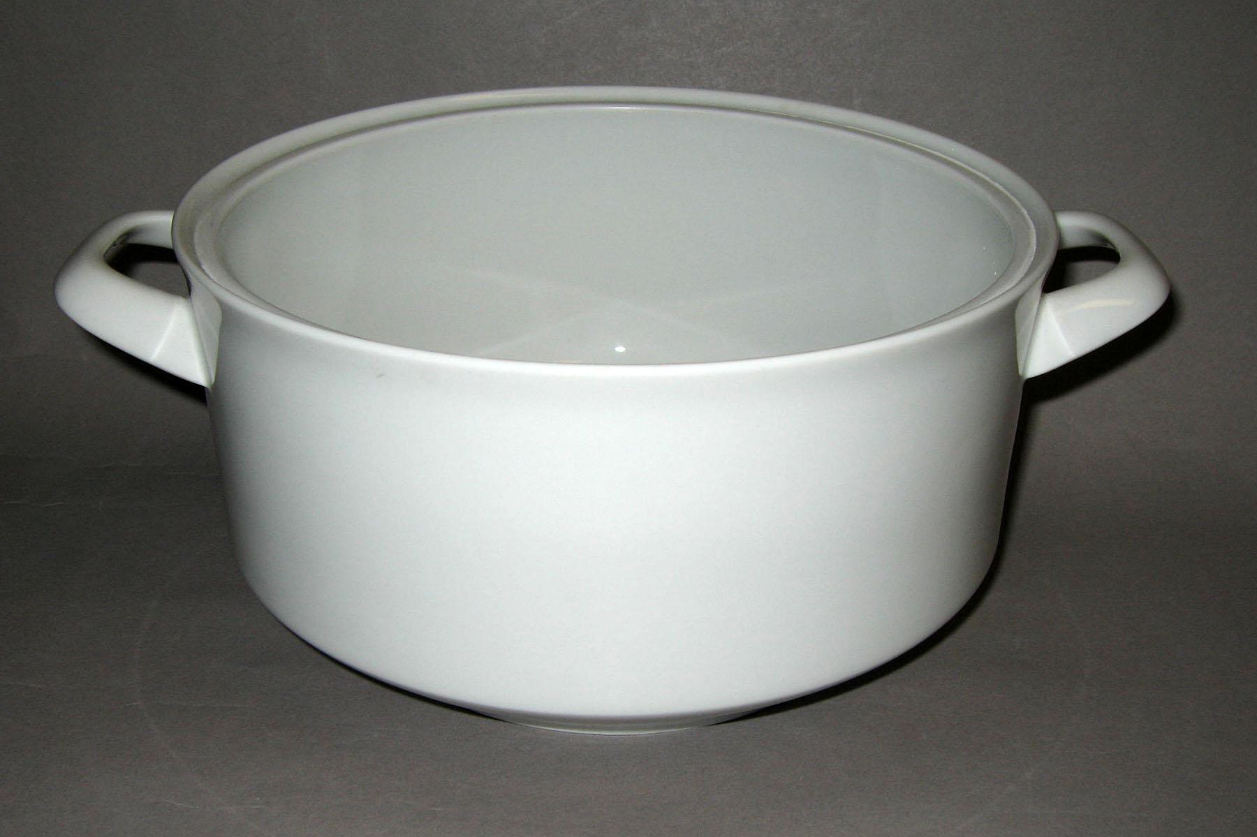 1996.0004.133 Tureen