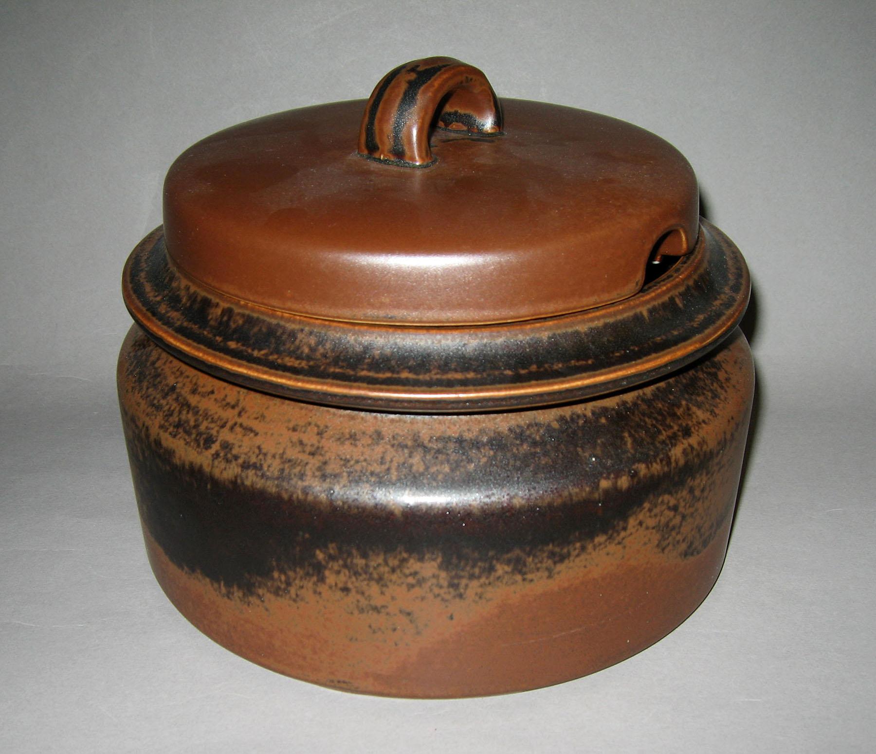 1996.0004.139.001 Tureen