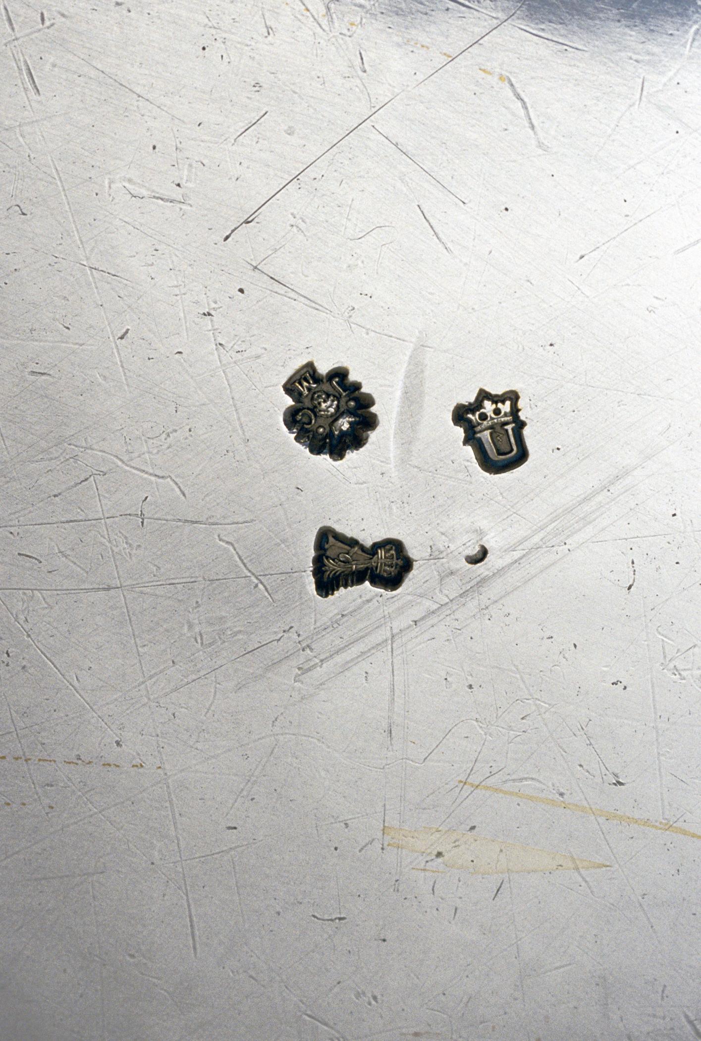 1996.0004.170 A-C Tureen (detail 3)